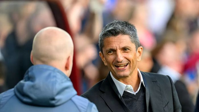 Răzvan Lucescu e în cursă pentru a deveni noul antrenor al unei echipe importante din Europa: se va lupta cu Jose Mourinho pentru titlu! Clubul care îl vrea trebuie să îi plătească 4.000.000 de euro lui PAOK