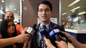 VIDEO | Burleanu, despre cum și-a pierdut permisul auto: "Știu că am pus în pericol viețile unor oameni. Polițistul a fost surprins că nu am pus mâna pe telefon..."