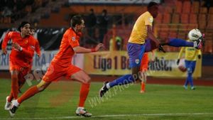 Bokila și Hoban au spart plictiseala!** Ceahlăul - Petrolul 0-2! Miron, gafă de cascadorii râsului