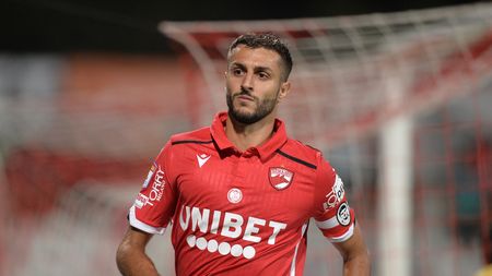 Topoare, topoare pentru Montini. De ce a fost schimbat vârful italian de antrenorul Dusan Uhrin, înainte de pauza meciului Dinamo - Hermannstadt 