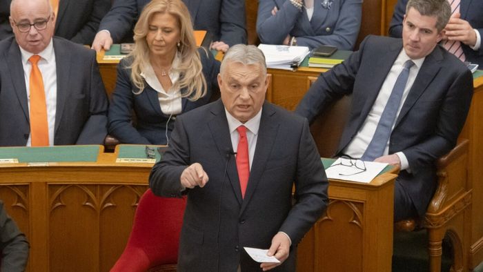 „Există viață și fără UE! Avem nevoie de unul ca Viktor Orban, de aia Ungaria e mai respectată ca România”. Fostul fotbalist de la Steaua București, reacție controversată