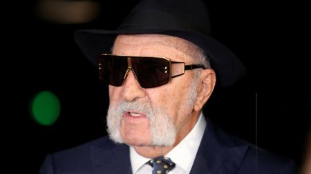 Ion Țiriac a vrut să țină totul secret, dar a fost dat de gol: „Ne-a trimis milioane de euro”