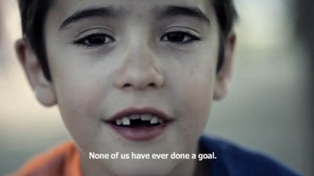 VIDEO Esența fotbalului! N-au dat niciodată gol, dar sunt fericiți!** Cât de lung e drumul de la 'Era să înscriem, dar a fost ofsaid' la 'plânge Torje'