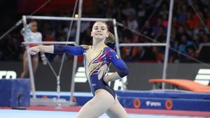 România a terminat pe locul 22 calificările la Mondialele de gimnastică în concursul feminin. Singura alinare, Maria Holbură a devenit a 49-a sportivă calificată la Jocurile Olimpice
