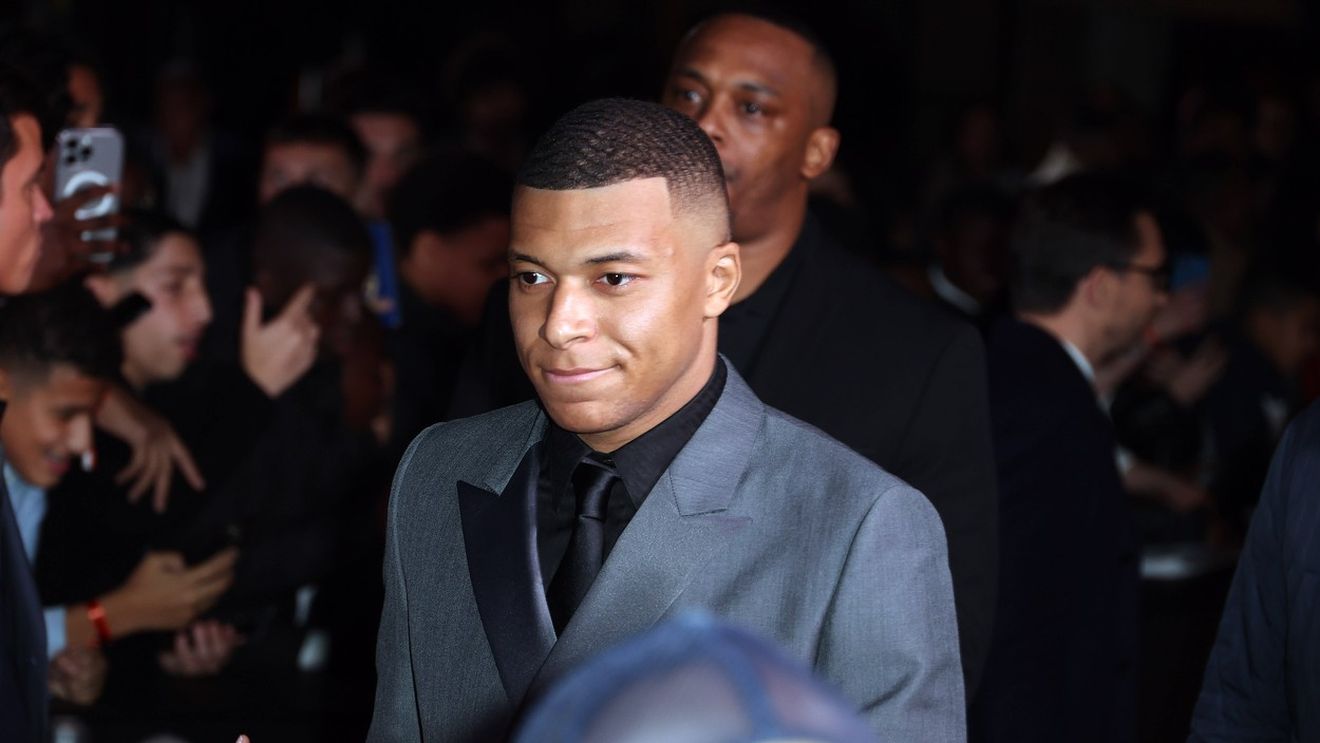 A semnat Kylian Mbappe cu Real Madrid deja? Reacția de la Balonul de Aur a francezului a devenit virală în Spania | VIDEO