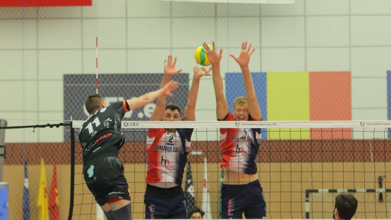 Victorie în primul meci din Liga Campionilor la volei masculin pentru Arcada Galați! Returul cu CEZ Karlovarsko programat peste o săptămână