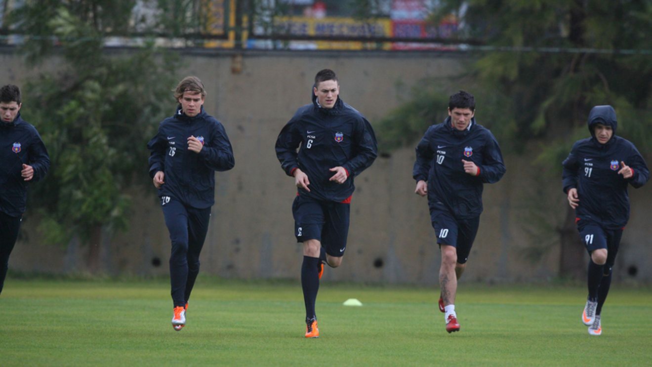 N-a mai jucat de 3 luni, dar va intra DIRECT în primul 11 al Stelei!** "Am planuri mari cu el, vreau să fie om de BAZĂ‚"