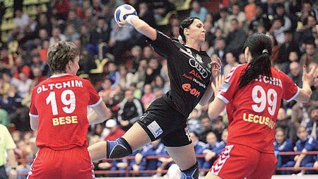 "Oltchim și Gyor sunt favorite în grupa C a Ligii Campionilor"