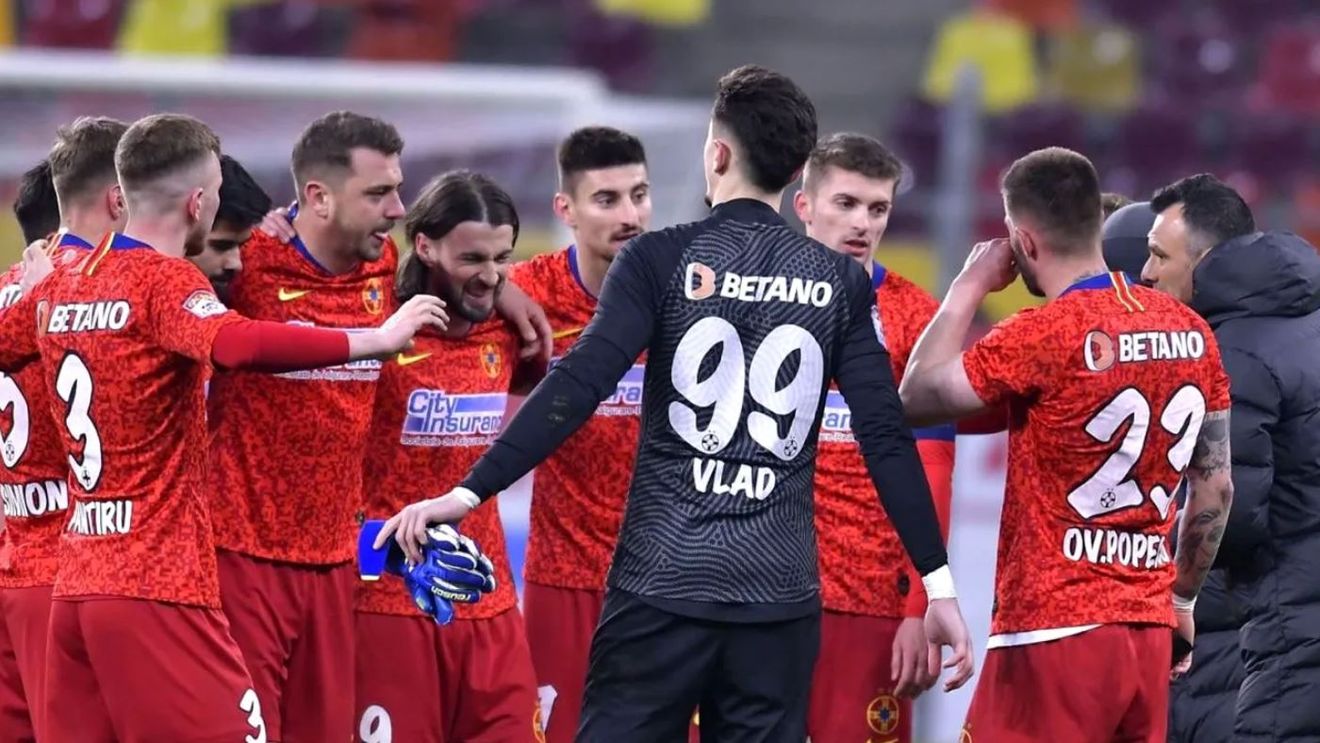 Fotbalistul adus la FCSB de Meme Stoica și dat afară de Gigi Becali, implicat într-un scandal uriaș cu partide trucate! Echipa a fost retrogradată, iar jucătorul a rupt tăcerea: „Sunt două meciuri. La unul am fost titular, la unul am intrat de pe bancă”