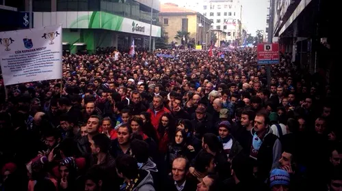 Protest impresionant în Turcia! Mii de fani ai lui Trabzon cer dreptate pentru gruparea favorită: „Vom fi un milion de oameni în curând”