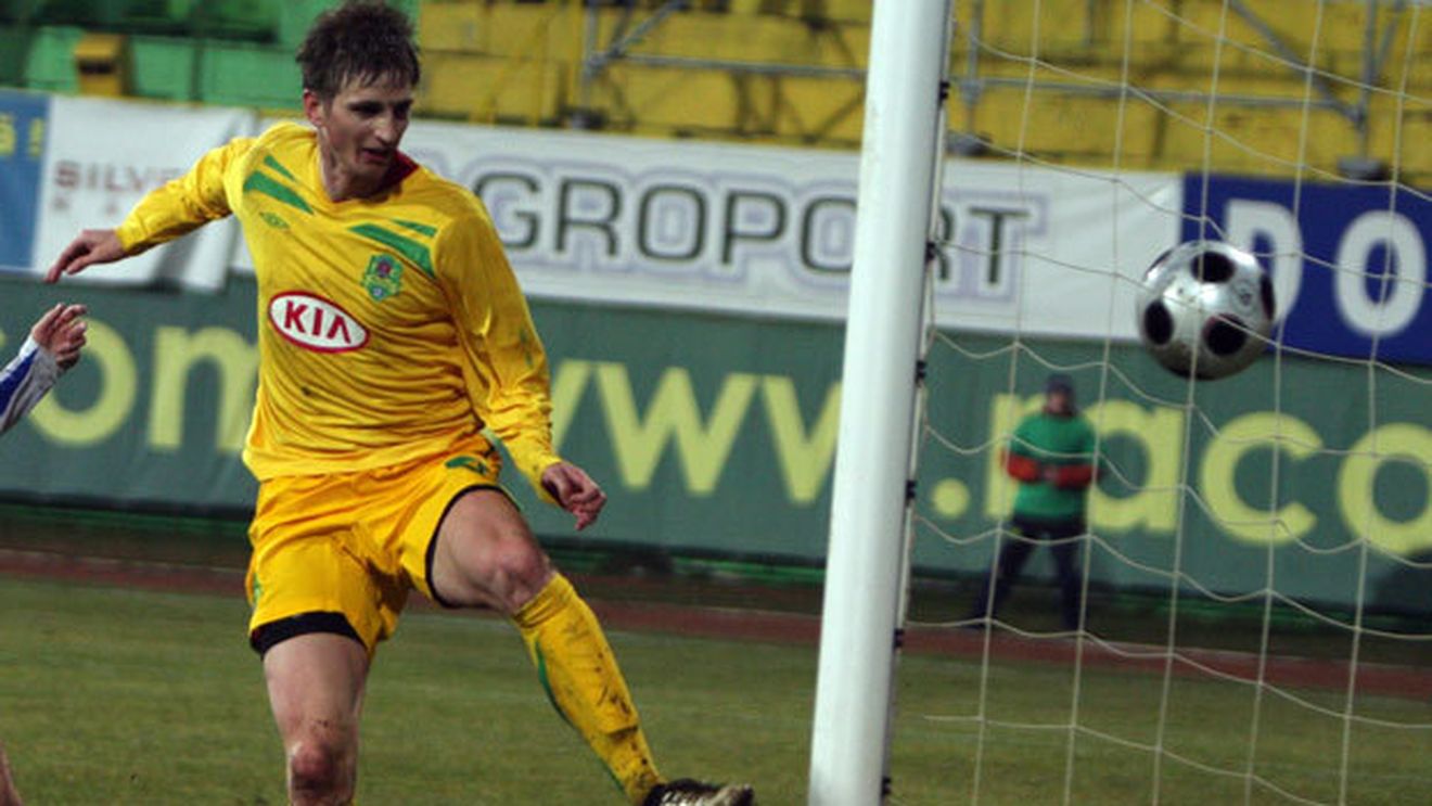 Gata cu pregătirea în sală pentru Farkaș?** Slovacul are ofertă de la echipa după care Pablo Brandan plânge și acum