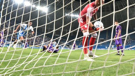 Top Pariu: 100% fotbal » Pachetul Zilei ajunge la cota 11.42 »»