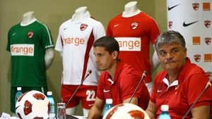 NOUA strategie a lui Dinamo!** VEZI cum se vor întări 'câinii' în iarnă