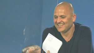 "Răzvan și-a putut da seama că jucătorii ăștia nu pot face treabă în viitor!** Trebuie să o ia de la zero!"