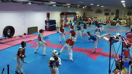 European de taekwondo WTF de cadeți la București | Sportivi cu șanse mari de calificare la JO, nesprijiniți de MTS și COSR. Medaliile obținute la CE, neplătite de un an