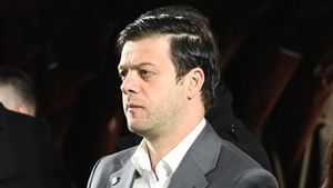 Angelescu, pus la colț de Meme Stoica și Nicolescu: „Ce țipi?”