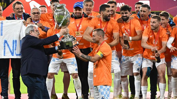 Prima reacție a antrenorului care a scris istorie la Hunedoara după ce și-a aflat adversara din Europa League: „O să se considere superiori!”. Ce atmosferă de zile mari se anunță în partida istorică de la Sibiu! EXCLUSIV