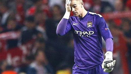 Hart și "coșmarul" Bayern. După prestația dezamăgitoare de aseară, englezul și-ar putea pierde locul de titular. Exact ca și anul trecut