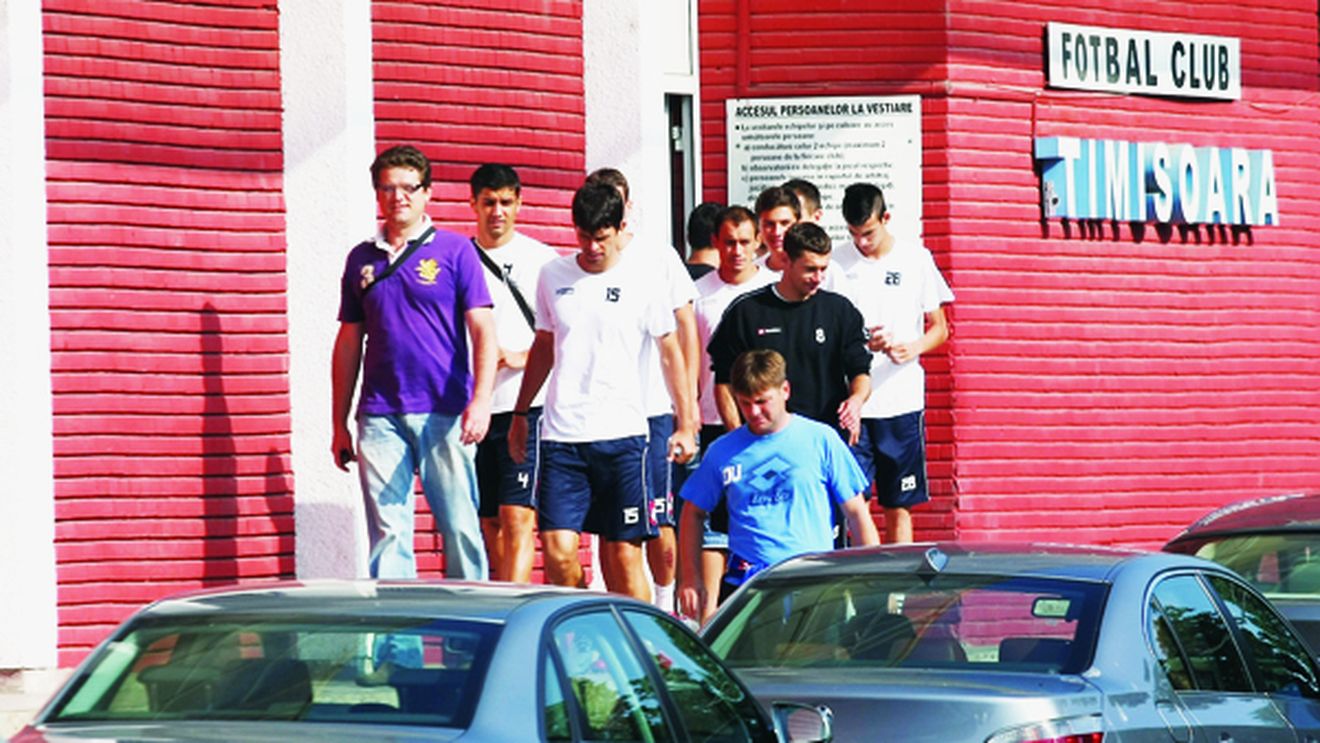 Poli, tot mai singură! Autoritățile nu vor să susțină echipă în Liga a II-a