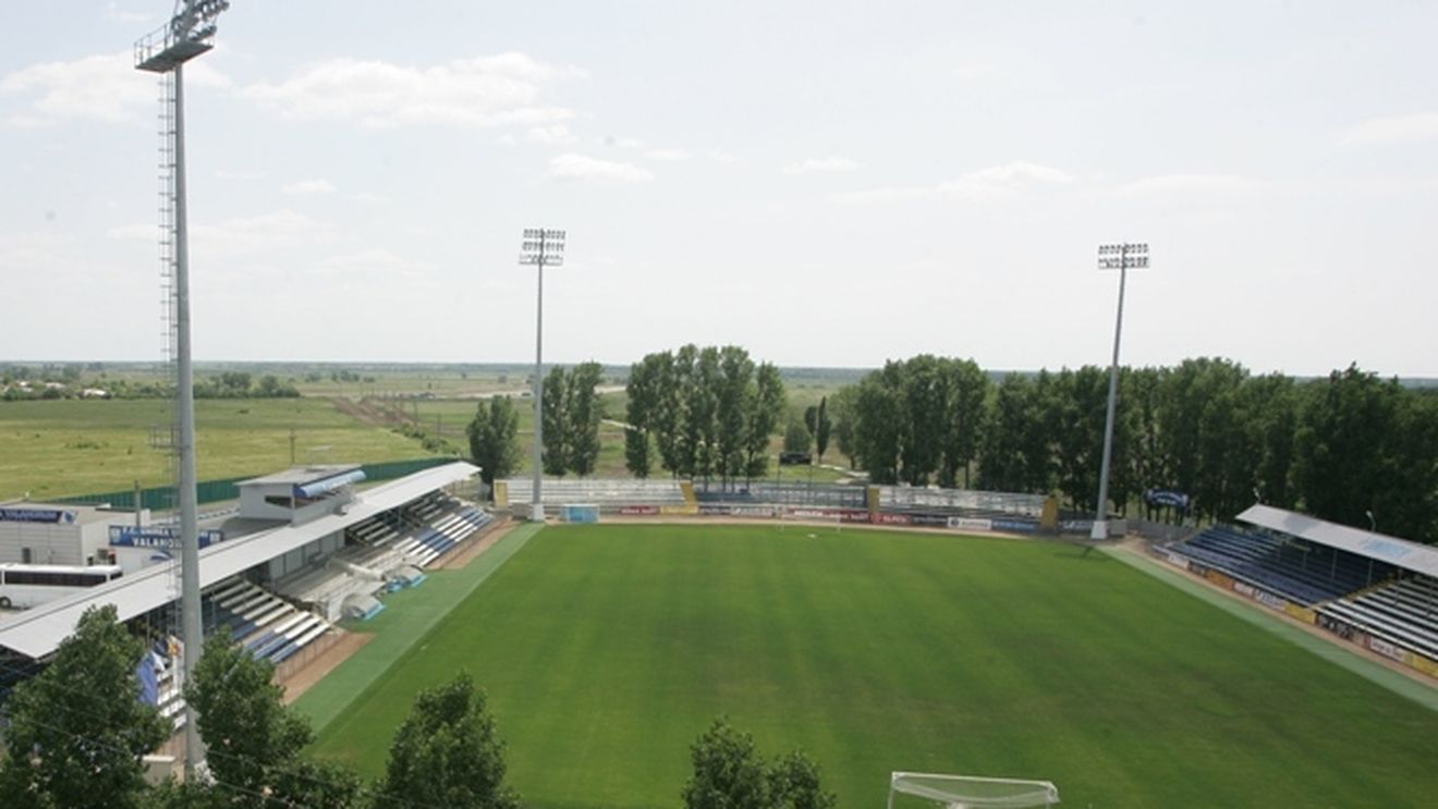 "La Urziceni, zumzetul vuvuzelelor nu se va auzi din cauza zecilor de mii de spectatori!" :)