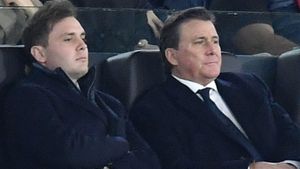 Miliardarii americani, care au aplicat "metoda" Şucu şi care îşi fac lanț de cluburi în Europa, au început curățenia la echipa de Premier League