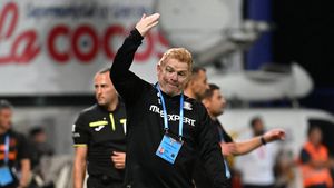 „Într-o zi ești rege, a doua zi ești ticălosul”. Cum a reacționat Neil Lennon în presa din Scoția, la câteva zile după ce Dan Șucu l-a băgat în ședință la Rapid București
