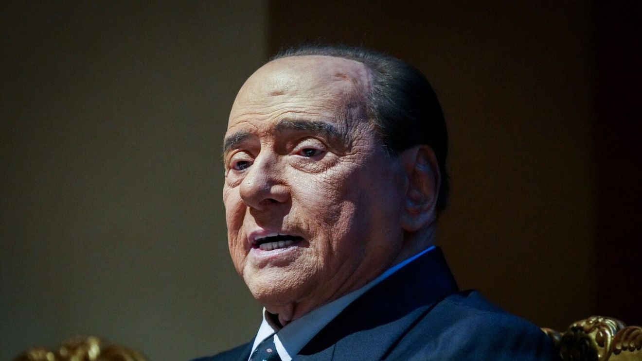 Alertă în Italia: Silvio Berlusconi a fost internat de urgență! Milionarul e la terapie intensivă