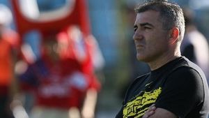 Țiți îl critică pe Grig: "Nu poți da afară cinci jucători între tur și retur"