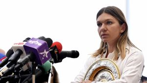 Simona Halep a ajuns în Italia. Cu cine s-a fotografiat românca