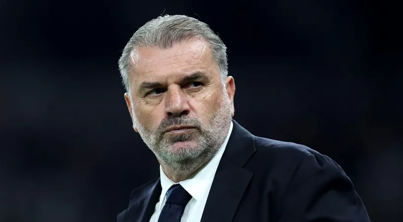 „Pus în fața celei mai mari alegeri”. Presa din Anglia scrie despre decizia pe care Ange Postecoglou trebuie să o ia şi în care Radu Drăguşin e implicat direct, înainte de meciul cu Manchester City