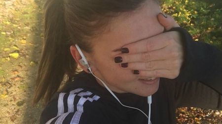 FOTO | Halep muncește și în vacanță! Simona a inventat un nou "selfie" la antrenamentul de joi