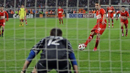VIDEO** Tătărușanu, înjurat ca la ușa cortului de fanii lui Dinamo din spatele porții!