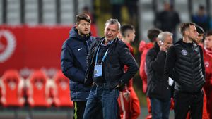 EXCLUSIV | Rednic, lăudat de un dinamovist convins. Ce spune despre jucătorii care vin să o ducă pe Dinamo în play-off: "Poate din primăvară"