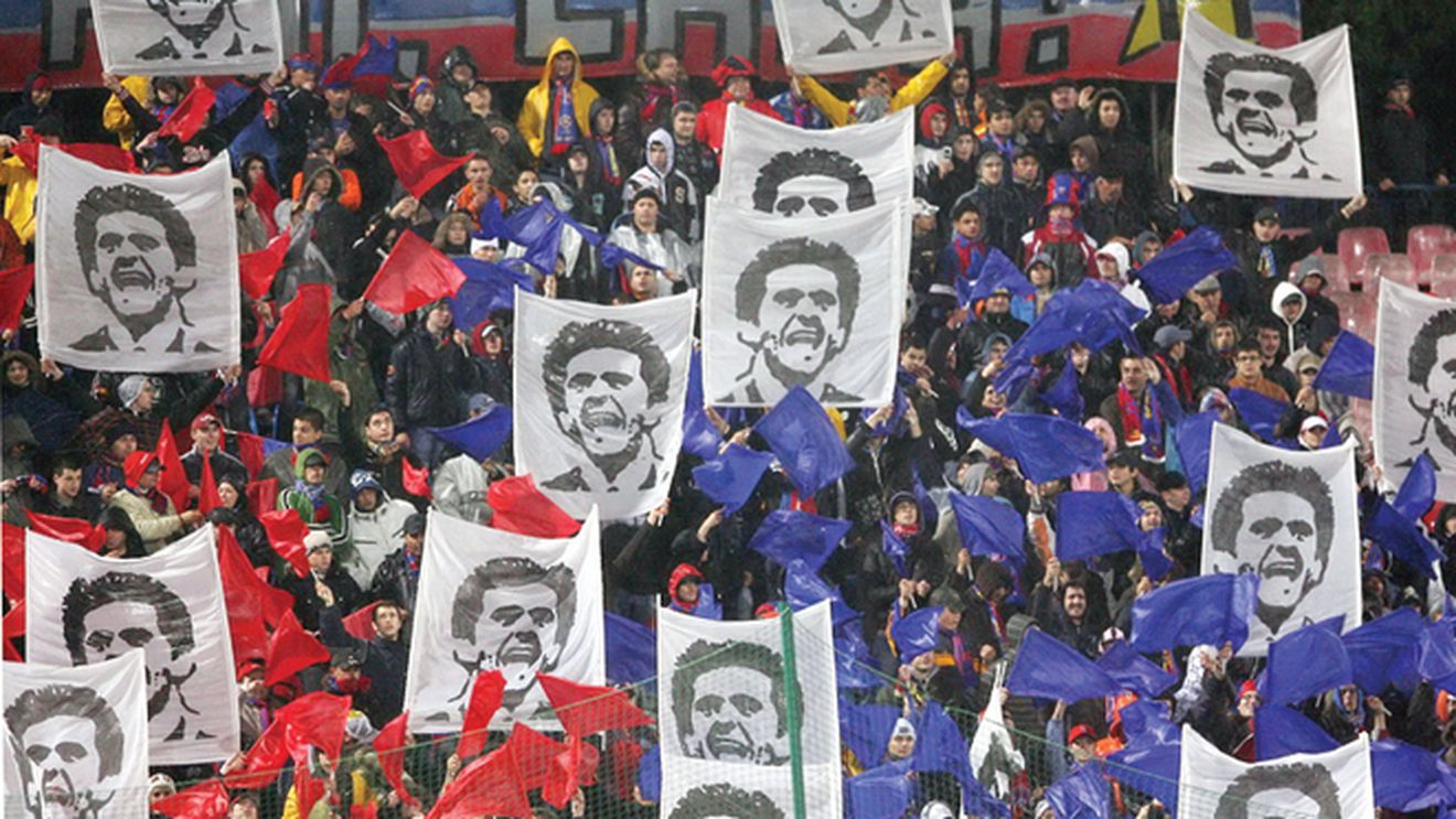 Belodedici: "Dacă fanii nu au voie cu poze cu Lăcătuș, înseamnă că trăim în comunism!"