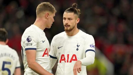 Schimbă Tottenham sistemul pentru Radu Drăgușin? Motivul pentru care internaționalul român a ales Premier League: „Ăsta a fost criteriul suprem!”. VIDEO