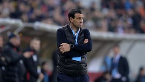 Bogdan Vintilă are soluția pentru ieșirea din criza FCSB: "Poate luăm un psiholog!" Antrenorul le-a răspuns fanilor care i-au cerut demisia