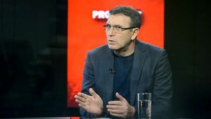 Prietenii lui Eugen Neagoe cred că antrenorul s-a înțeles cu Universitatea Craiova. Coincidența care trădează și ce are de gând să facă tehnicianul. "Voi discuta cu conducerea clubului"