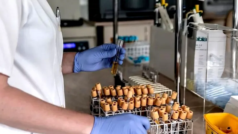 3.034 cazuri noi  de coronavirus în ultima zi în țara noastră