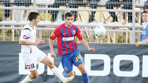 Filip l-a convins pe Lăcătuș