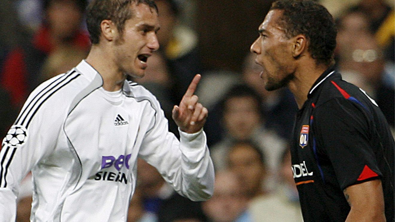 Îl mai țineți minte pe Carew? FOTO - Fostul intenațional s-a lăsat de fotbal și s-a apucat de poker