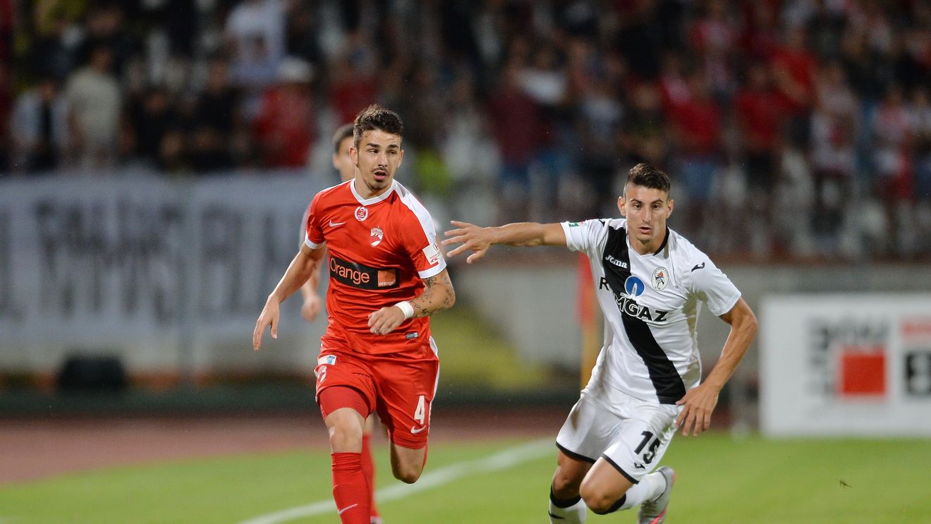 Edi Iordănescu, prezentat oficial la Gaz Metan! Poziție clară în cazul lui Iulian Cristea: "Dacă FCSB nu va face un efort financiar, el va continua aici"