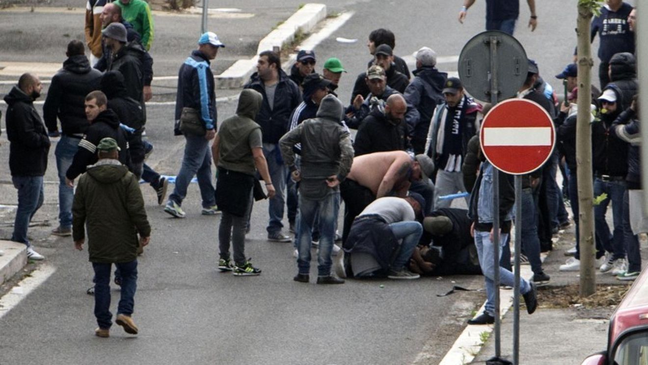 Un suporter al echipei AS Roma a fost reținut pentru tentativă de omor