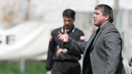 Țălnar ia 7 jucători de la Dinamo II!** "Avem numai nenorociri pe cap, dar ne ducem crucea la bun sfârșit"