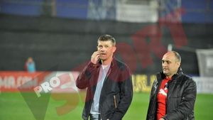 Isăilă, la debutul pe banca Astrei:** "Nu mă deranjează dacă în vară aș fi înlocuit de Răzvan Lucescu, e prietenul meu"