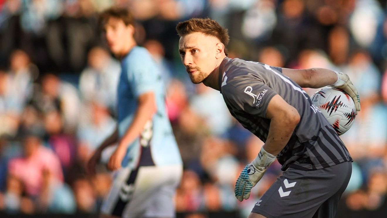 Ionuț Radu, meci aproape perfect în fața Barcelonei! Portarul Celtei Vigo a fost învins din penalty de Lamine Yamal