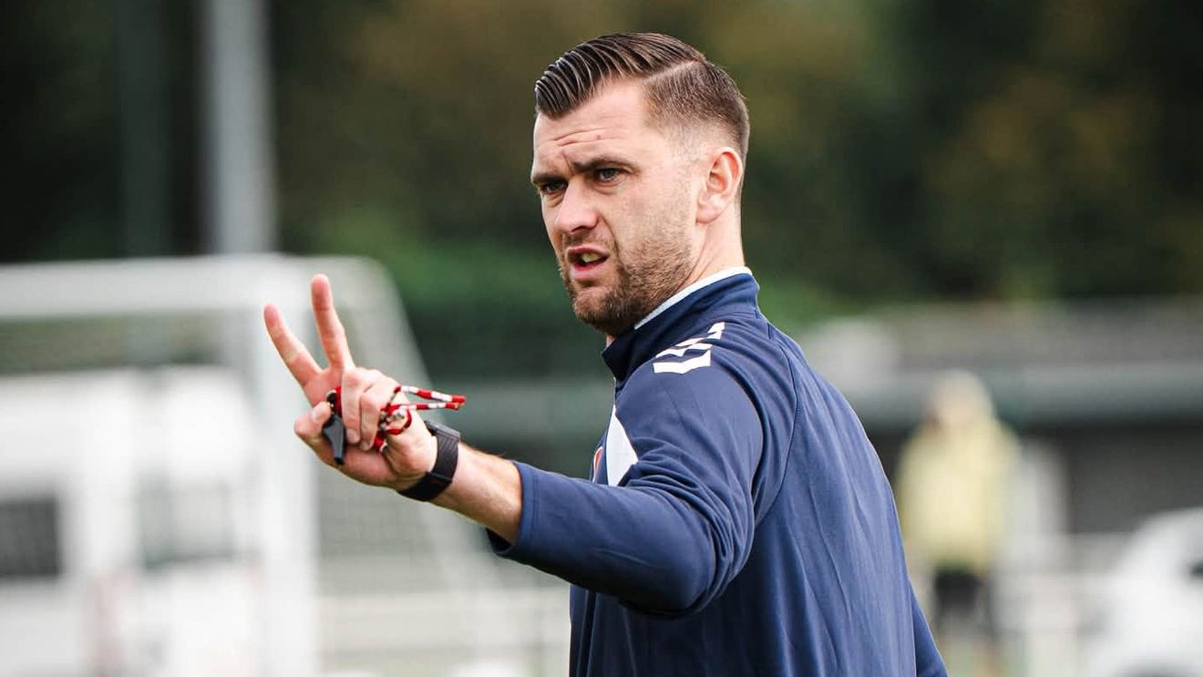 Neverosimil! Antrenorul a fost dat afară după o victorie cu 13-0. Reacția fanilor: „Decizie rușinoasă”