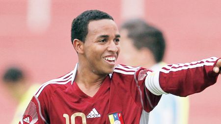 INCREDIBIL! Micul Maradona, puștiul care a înnebunit lumea, a fost refuzat de CFR!** Iuliu Mureșan zice că nu-l știe, dovezile îl contrazic