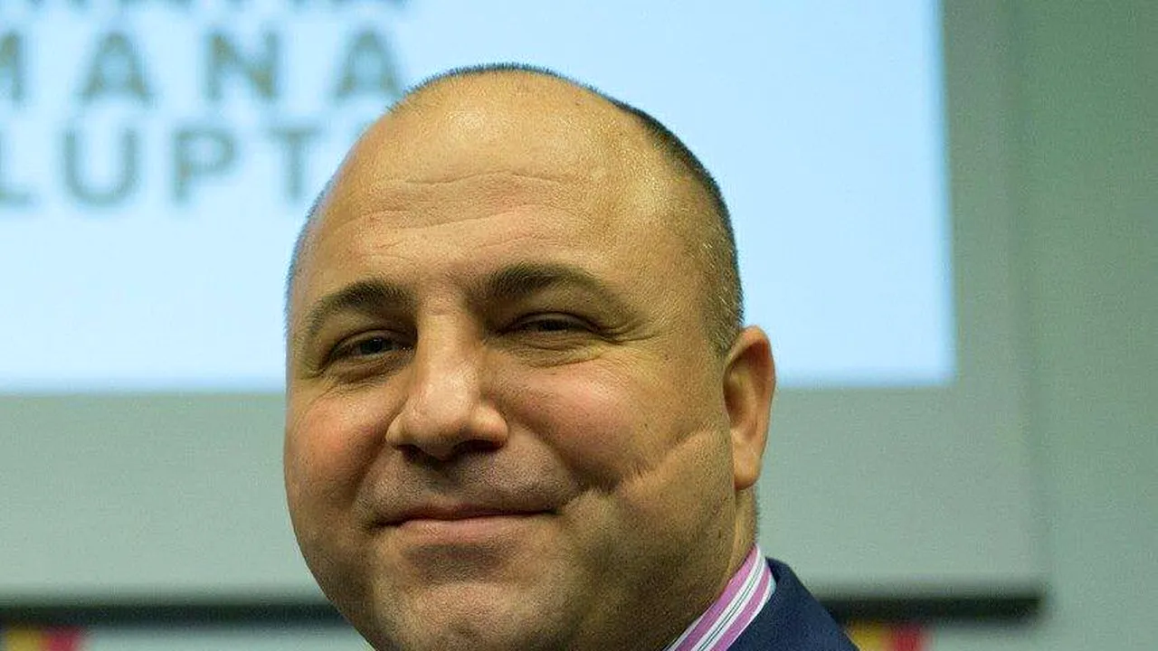 Răzvan Pîrcălabu, noul și vechiul președinte al Federației Române de Lupte. A candidat de unul singur și a fost ales în unanimitate