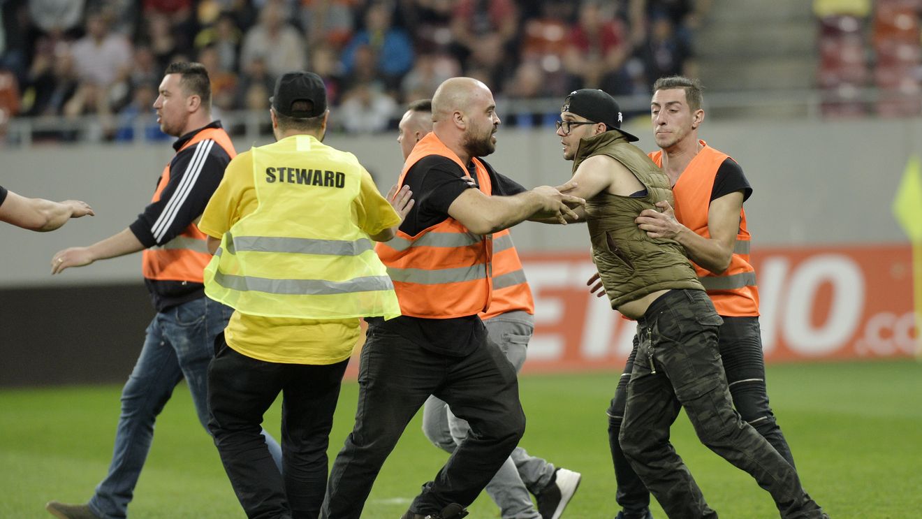 Sancțiunile dictate de Jandarmerie după Steaua - Rapid: amenzi usturătoare și interdicție pentru suporteri