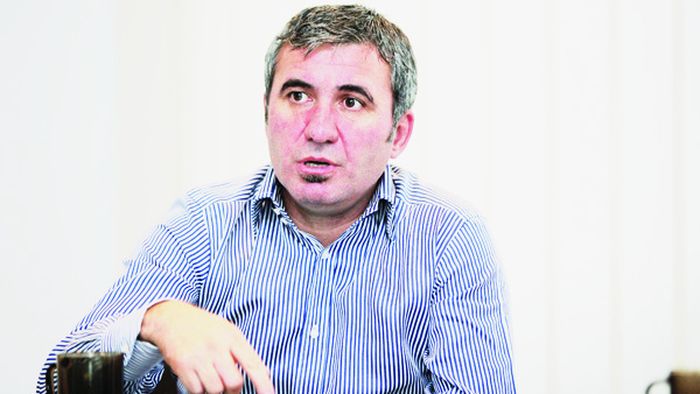 Hagi, mereu la mijloc!** Filmul relației dintre Mircea Sandu și Giovani Becali: Începuturile, frăția și conflictul